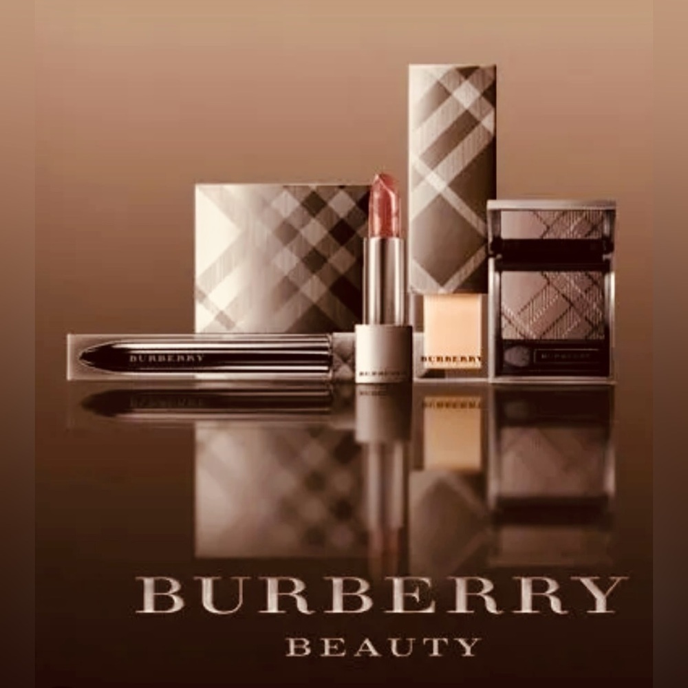 Burberry Sheer cranberry Pink Lipstick